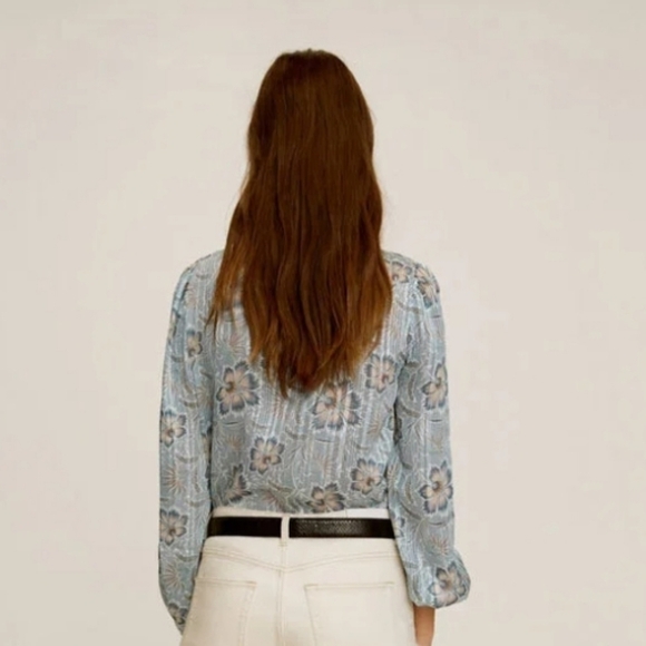 Mango‎ Floral Print pleated Blouse - Picture 3 of 10